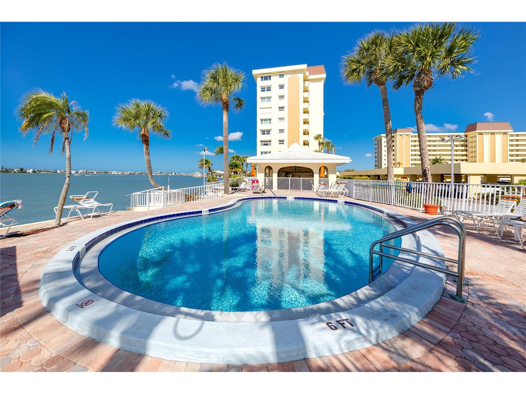 4650 Cove Circle #409 Saint Petersburg FL 33708 - BOCA CIEGA BAY TB8481390 image8