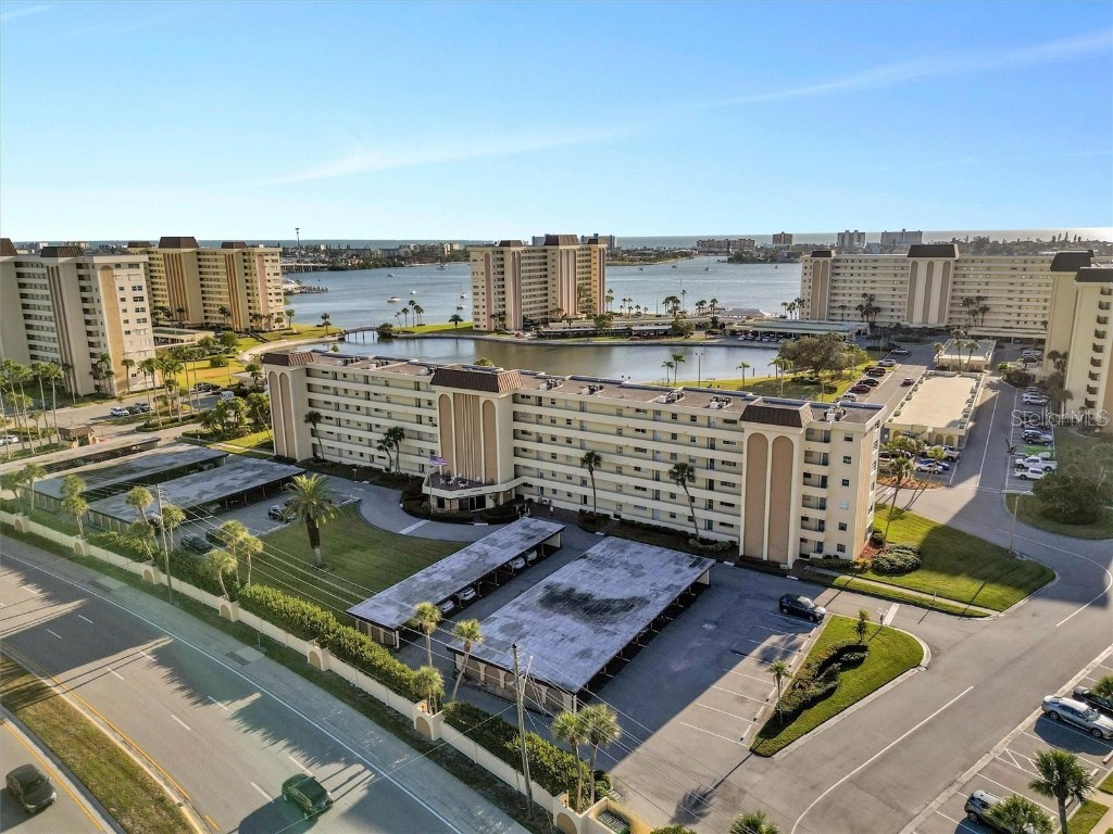 4650 Cove Circle #509 Saint Petersburg FL 33708 - INTRA-COASTAL WATERWAY TB8340256 image1