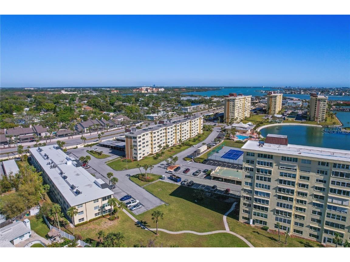 4650 Cove Circle #611 Saint Petersburg FL 33708 TB8440790 image25