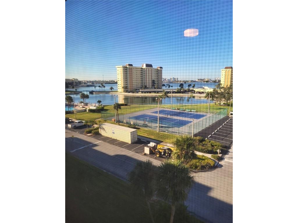 4650 Cove Circle #611 Saint Petersburg FL 33708 TB8440790 image6