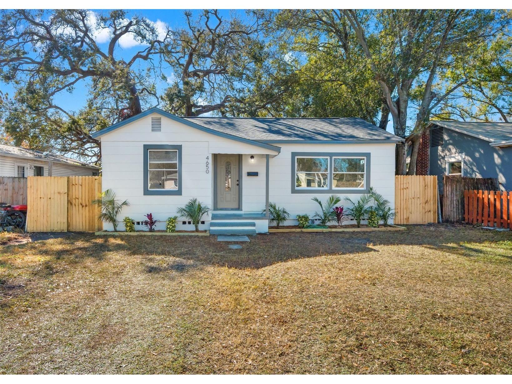 4650 Emerson Avenue S Saint Petersburg FL 33711 TB8475407 image1