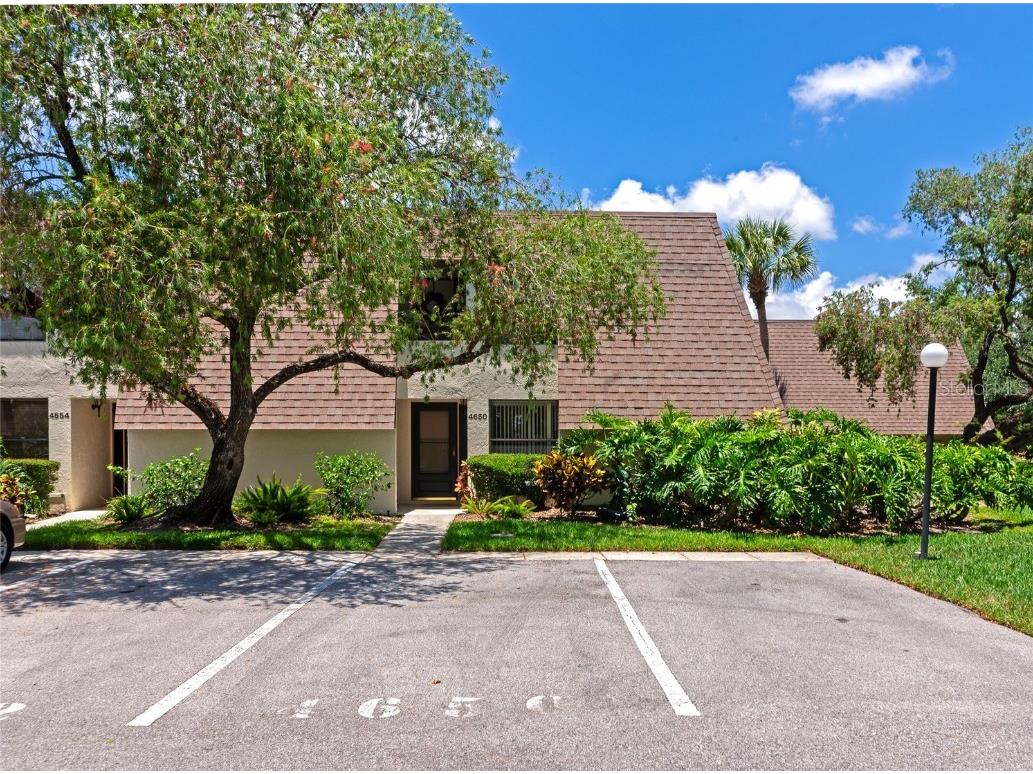 4650 Ringwood Meadow #37 Sarasota FL 34235 A4653562 image1