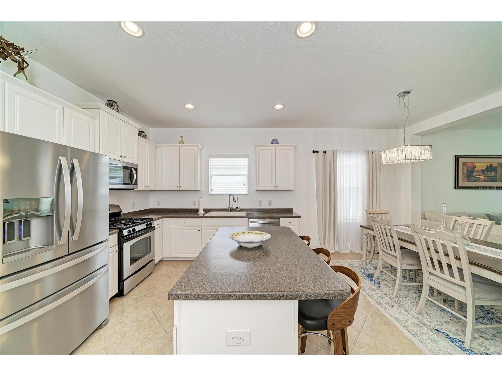 4650 Woodbrook Drive Sarasota FL 34243 A4689681 image12