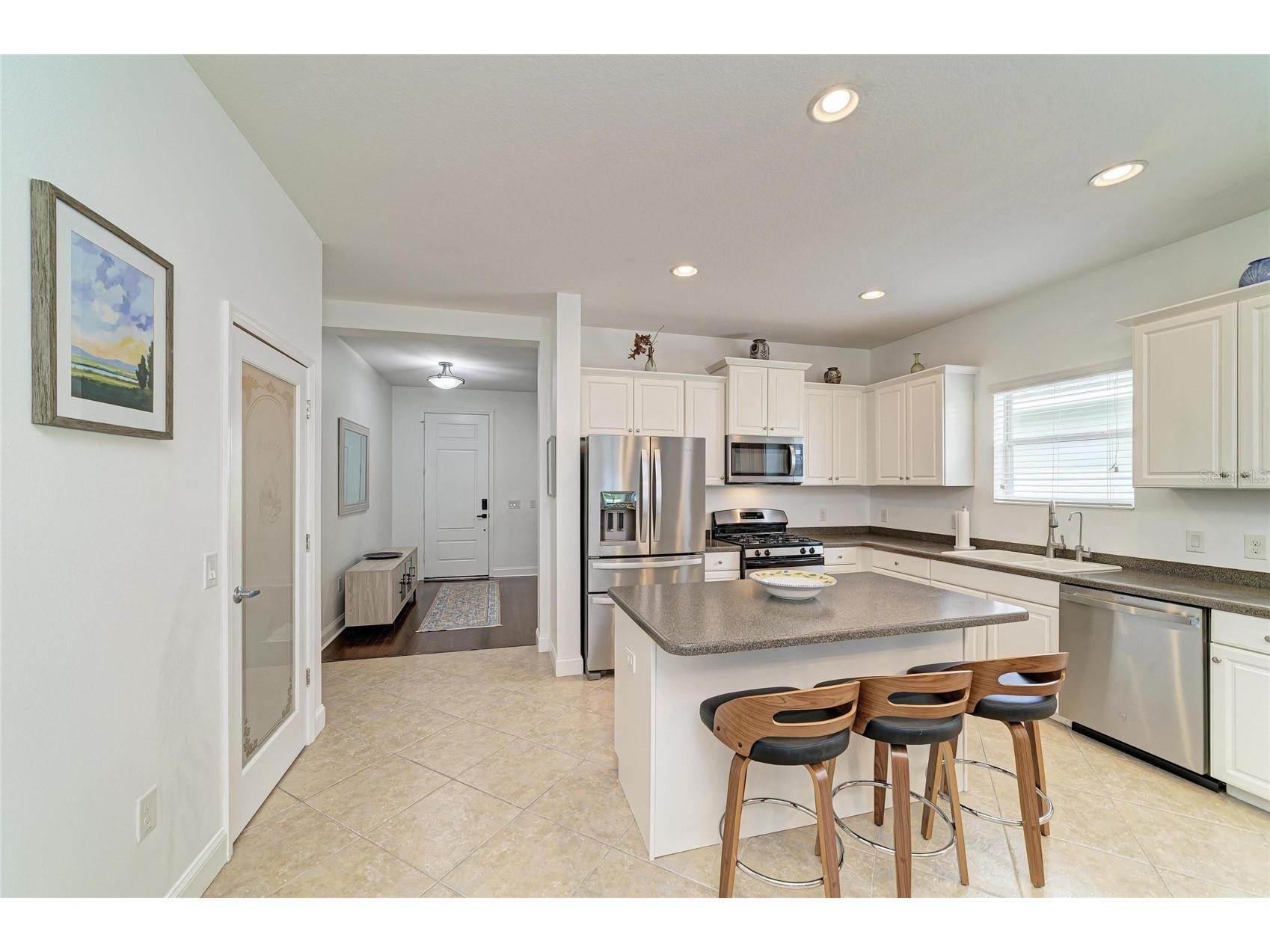 4650 Woodbrook Drive Sarasota FL 34243 A4689681 image13