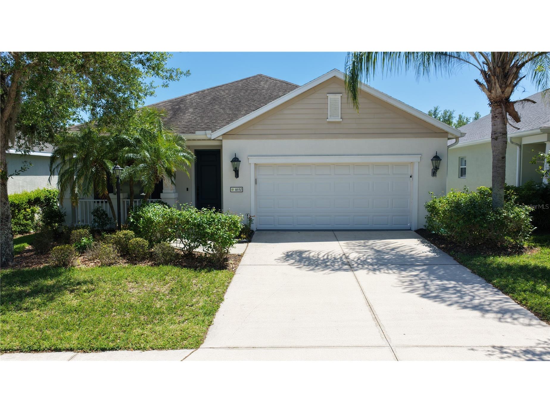4650 Woodbrook Drive Sarasota FL 34243 A4689681 image2