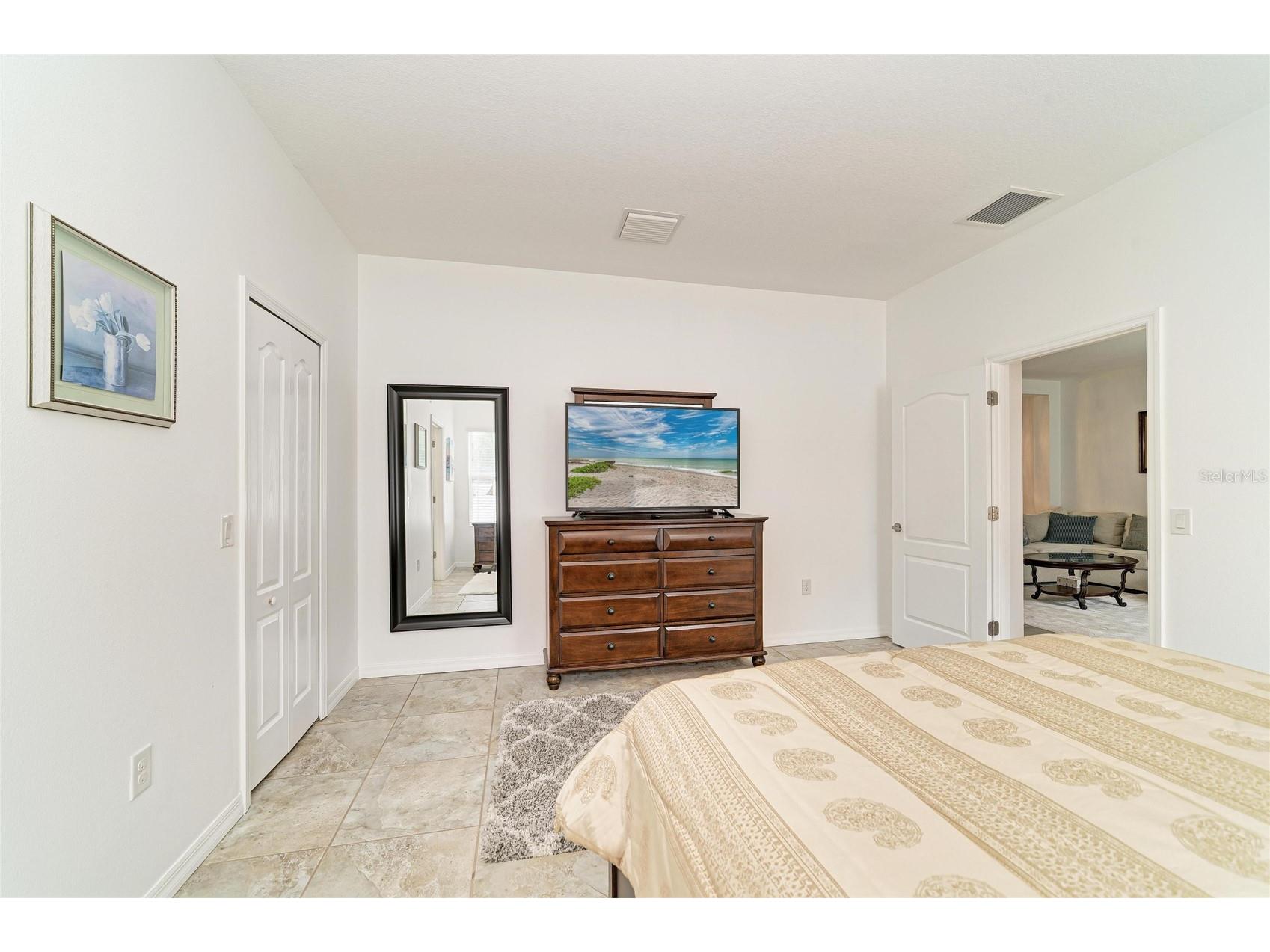 4650 Woodbrook Drive Sarasota FL 34243 A4689681 image27