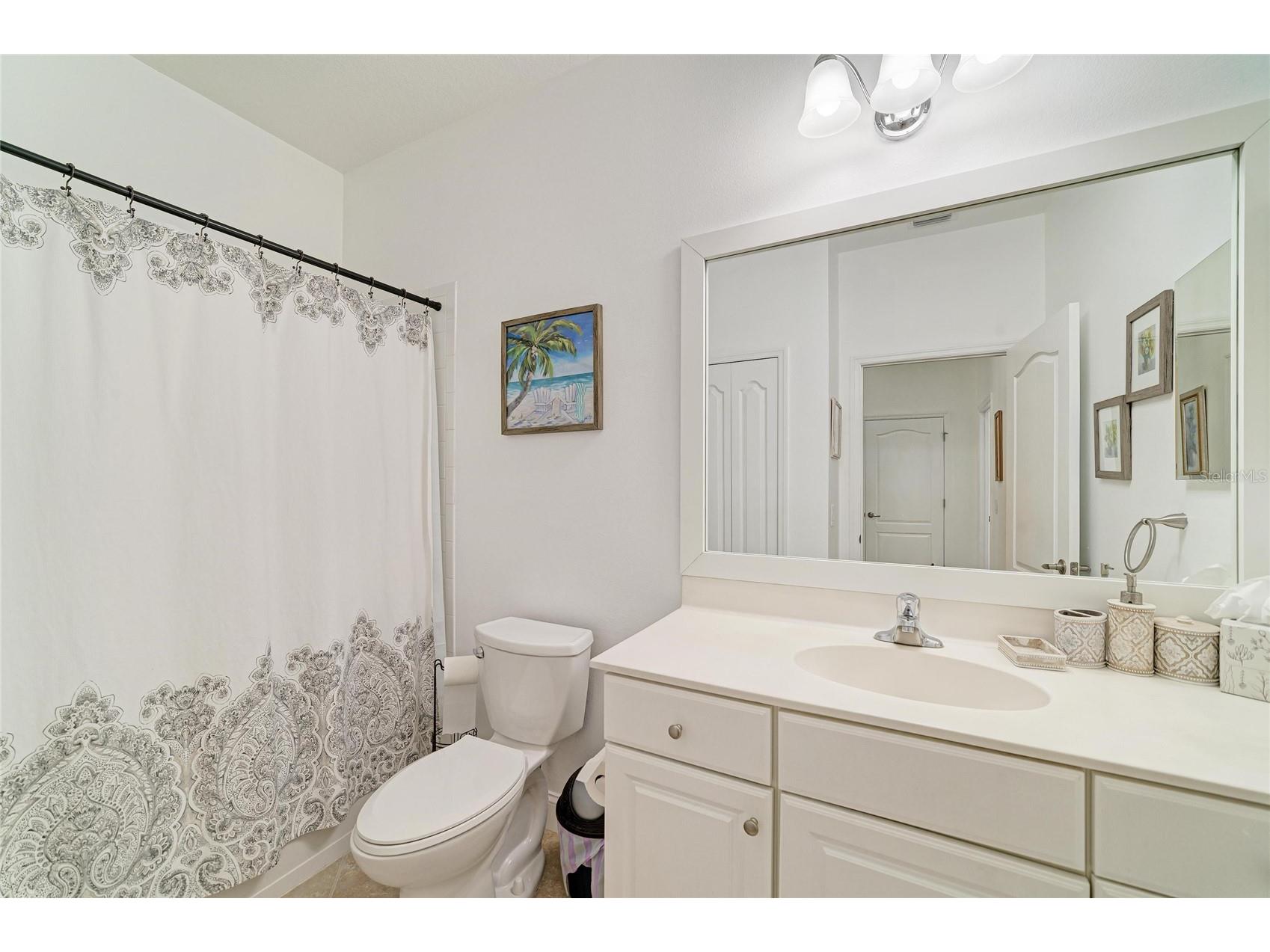 4650 Woodbrook Drive Sarasota FL 34243 A4689681 image33