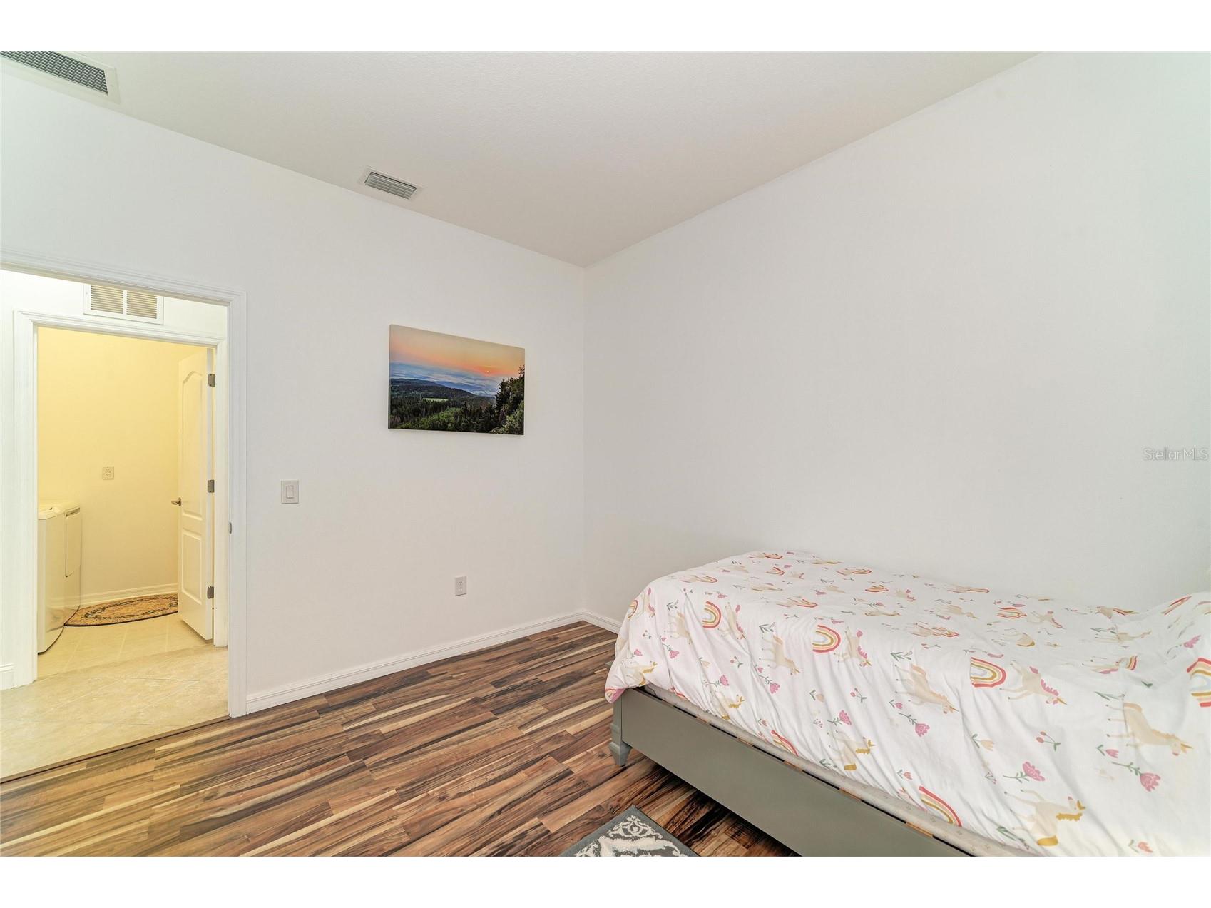 4650 Woodbrook Drive Sarasota FL 34243 A4689681 image35