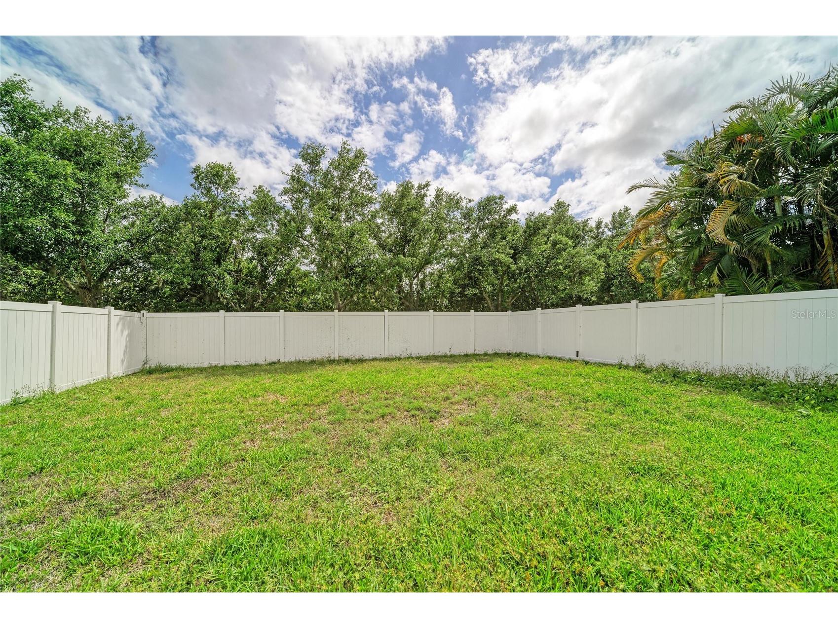 4650 Woodbrook Drive Sarasota FL 34243 A4689681 image39