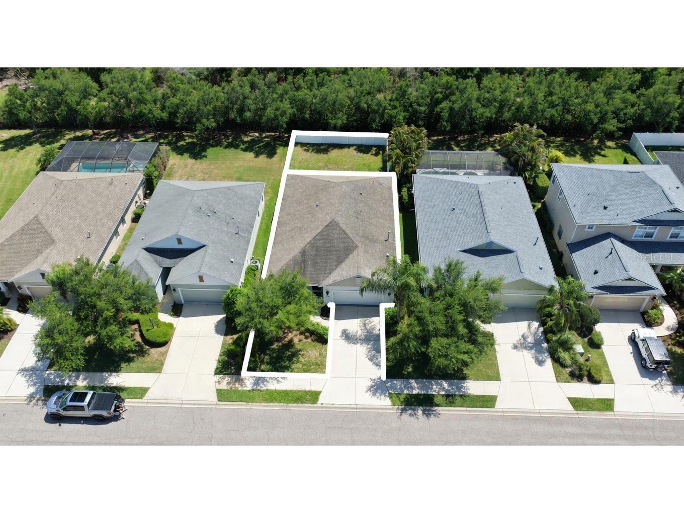 4650 Woodbrook Drive Sarasota FL 34243 A4689681 image4