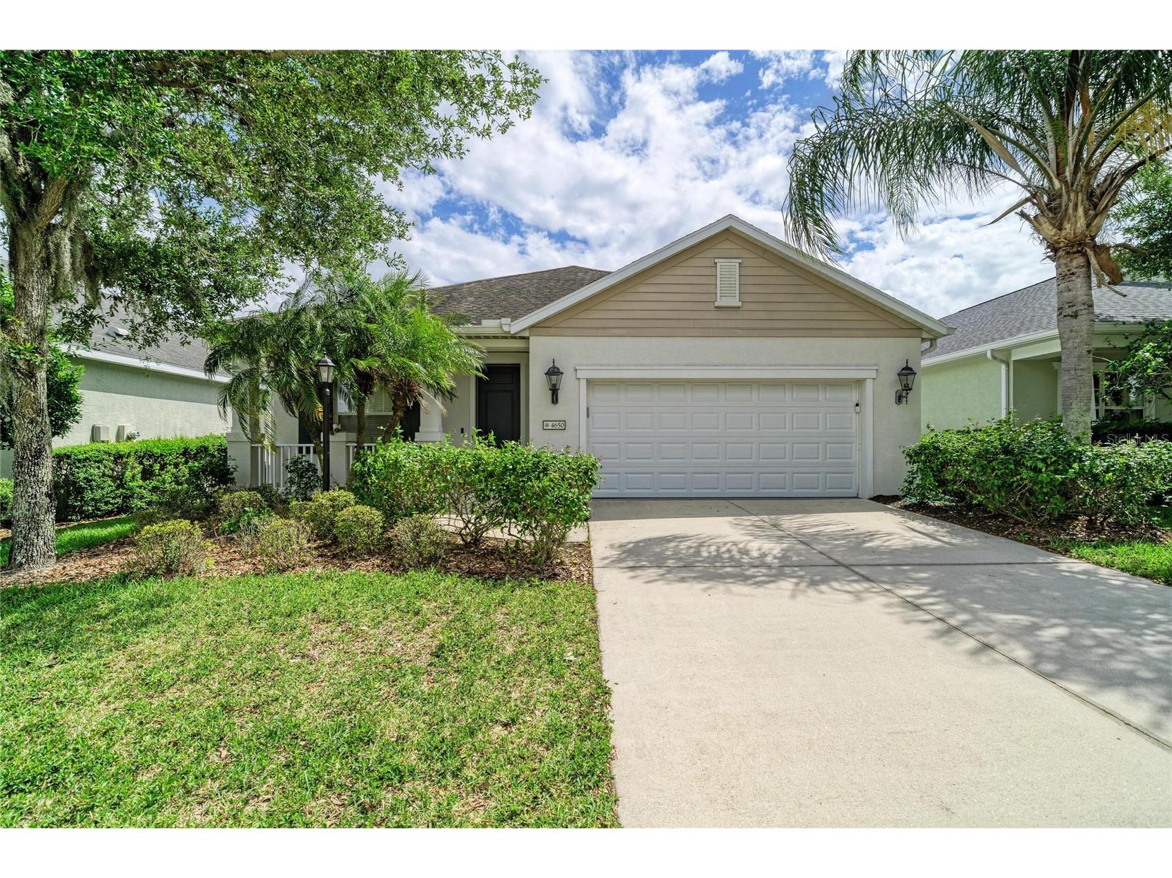 4650 Woodbrook Drive Sarasota FL 34243 A4689683 image2