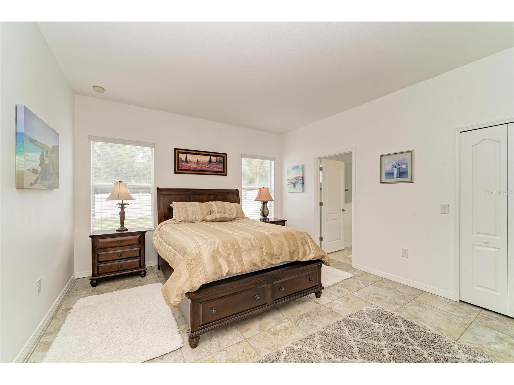 4650 Woodbrook Drive Sarasota FL 34243 A4689683 image24