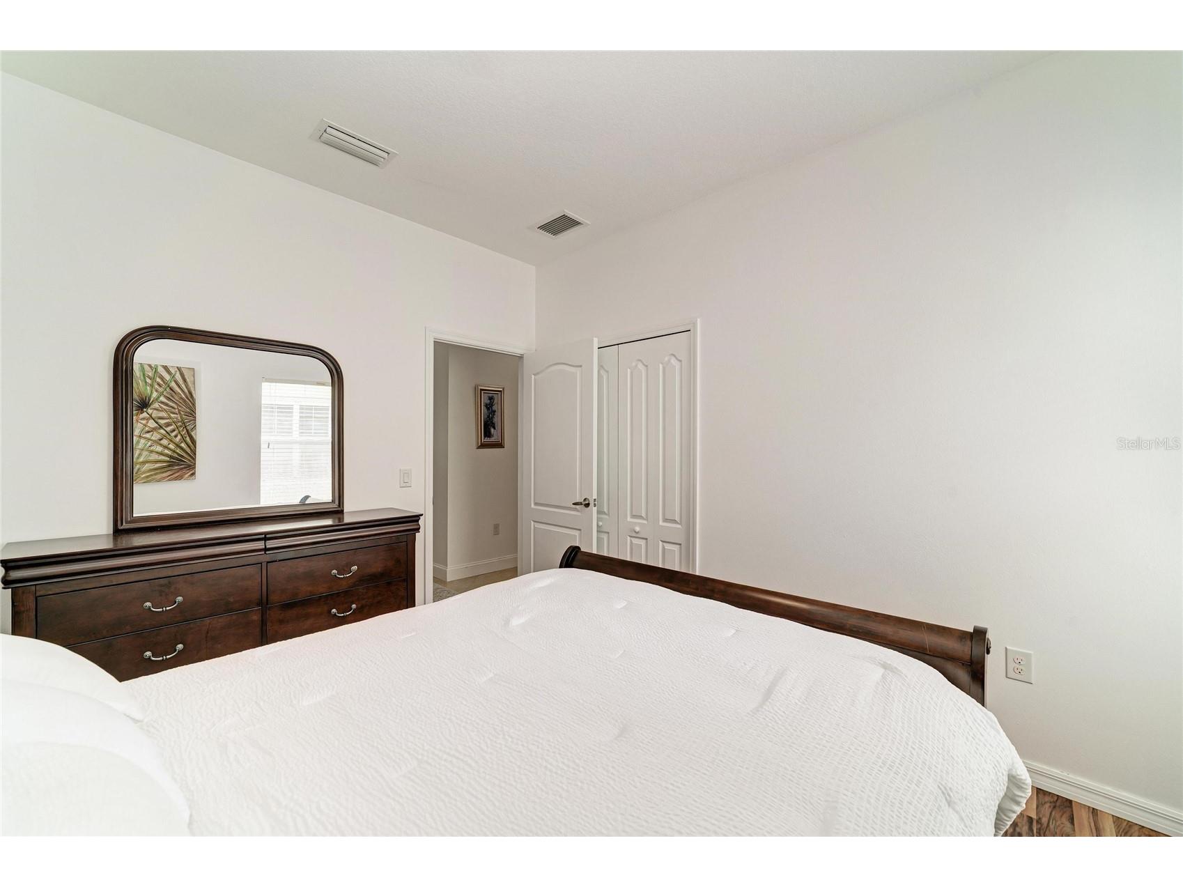 4650 Woodbrook Drive Sarasota FL 34243 A4689683 image30