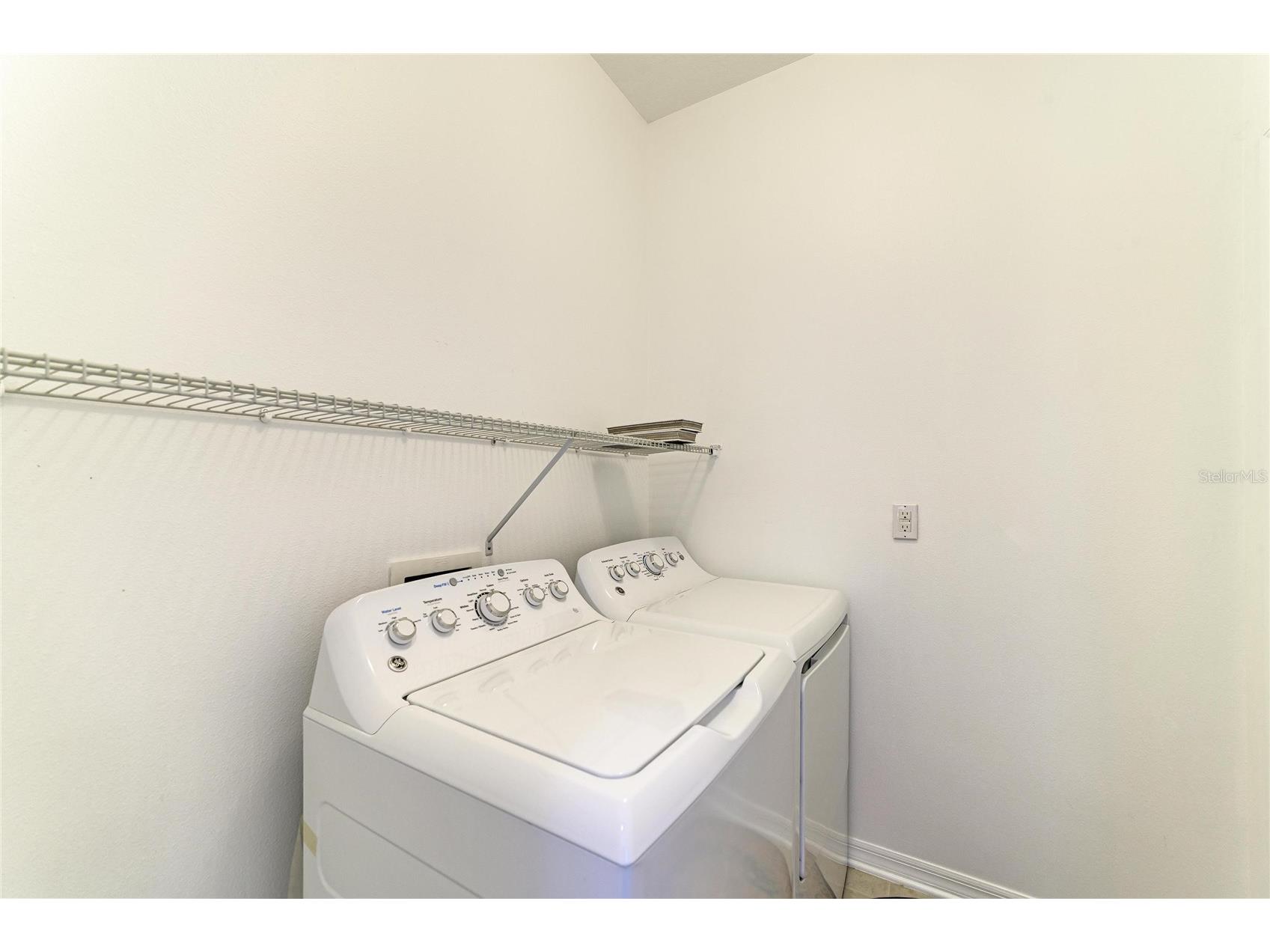 4650 Woodbrook Drive Sarasota FL 34243 A4689683 image34