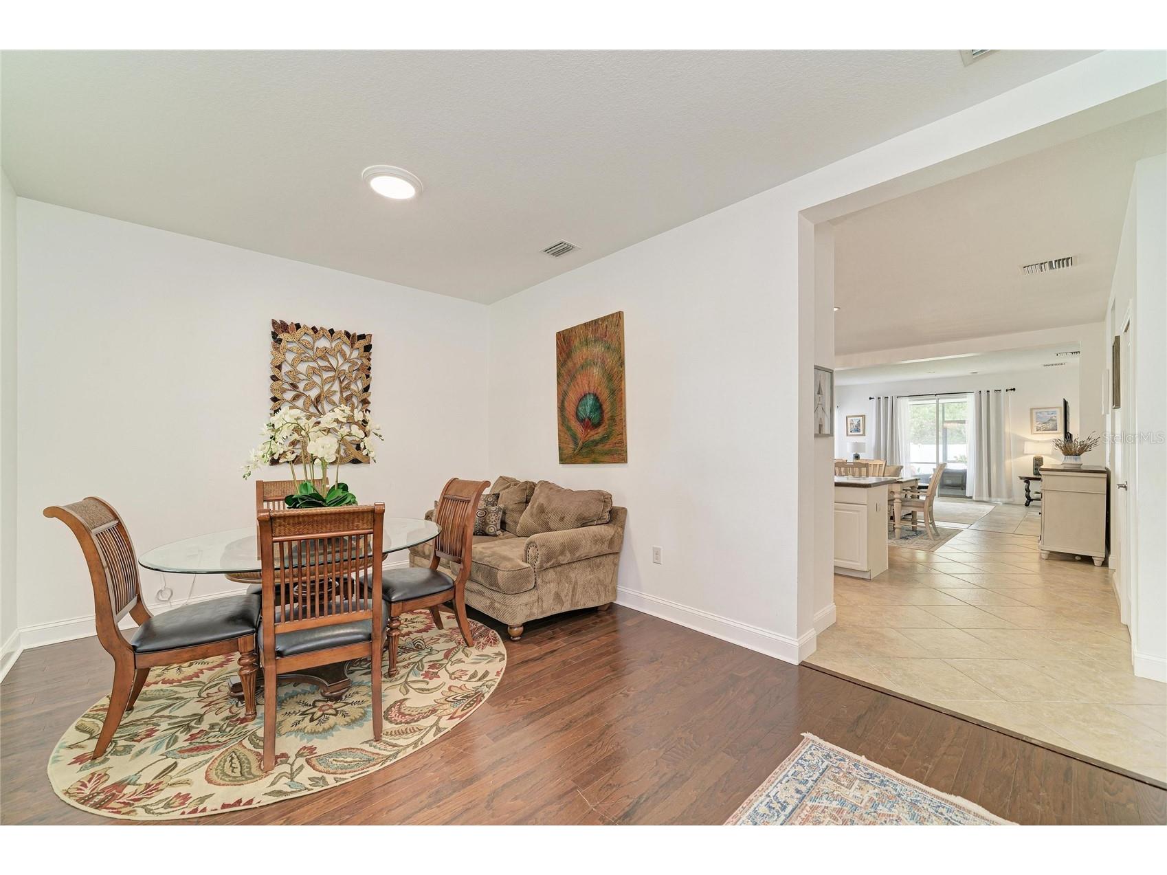 4650 Woodbrook Drive Sarasota FL 34243 A4689683 image6