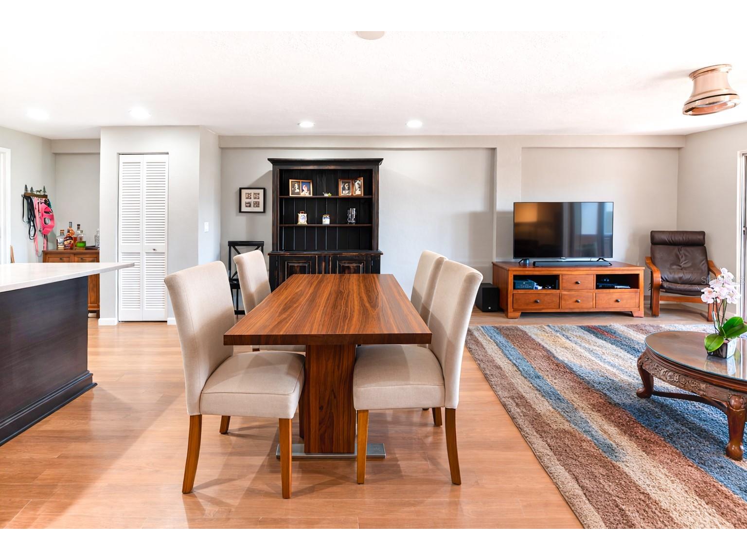 4651 1st Street NE #303 Saint Petersburg FL 33703 TB8488201 image11