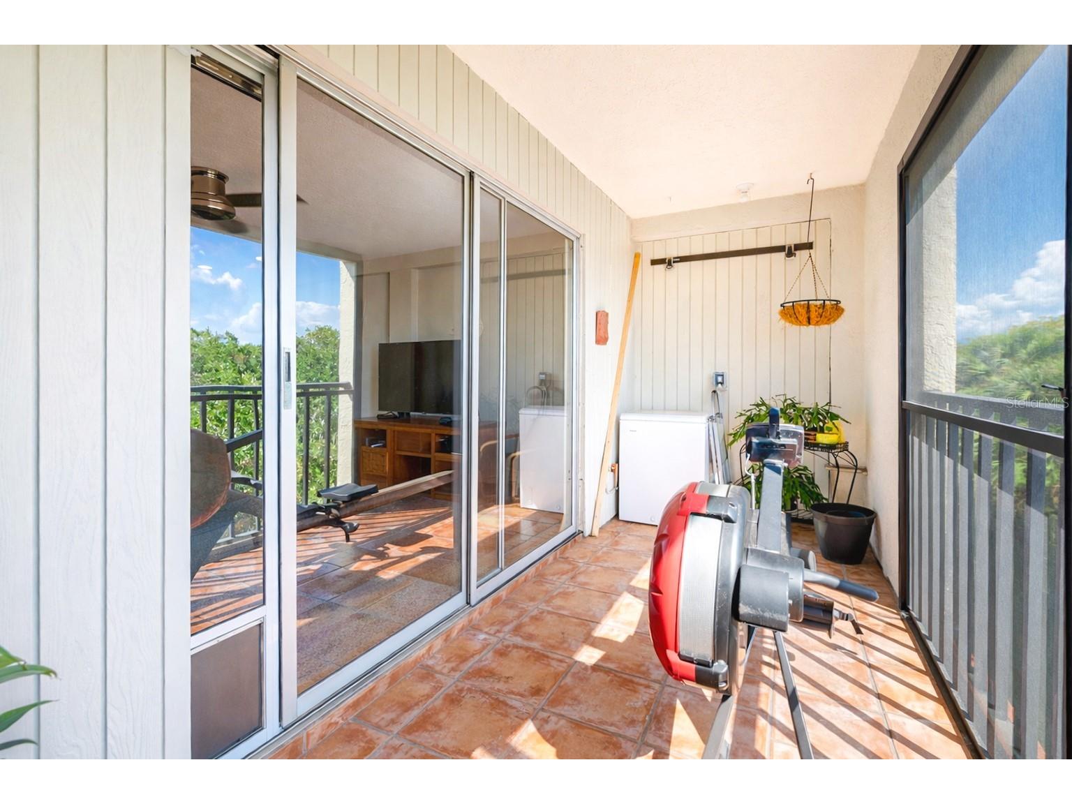 4651 1st Street NE #303 Saint Petersburg FL 33703 TB8488201 image24