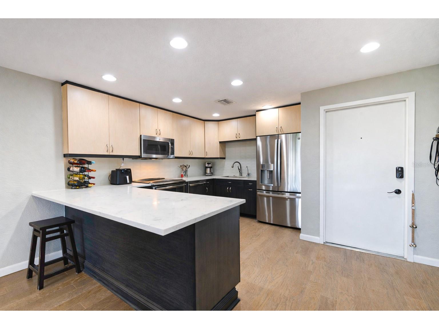 4651 1st Street NE #303 Saint Petersburg FL 33703 TB8488201 image4