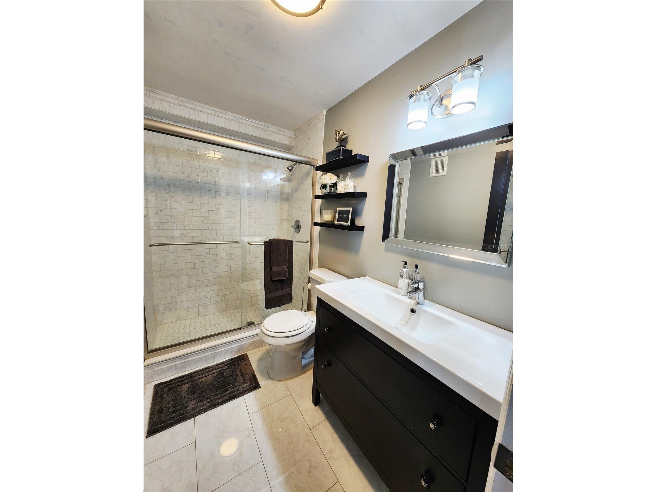 4651 1st Street NE #306 Saint Petersburg FL 33702 TB8495716 image12