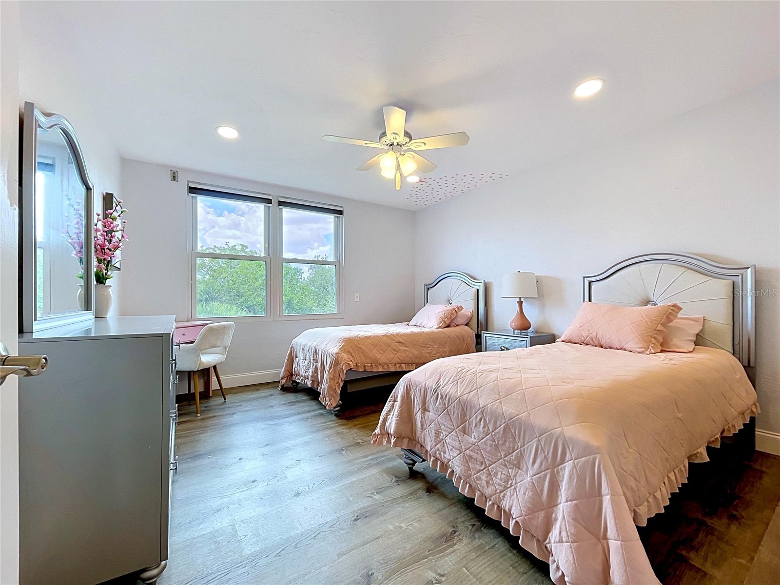 4651 1st Street NE #311 Saint Petersburg FL 33703 TB8513553 image28