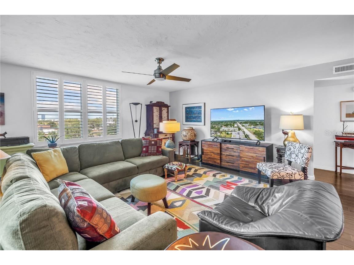 4651 1st Street NE #402 Saint Petersburg FL 33703 TB8450164 image12