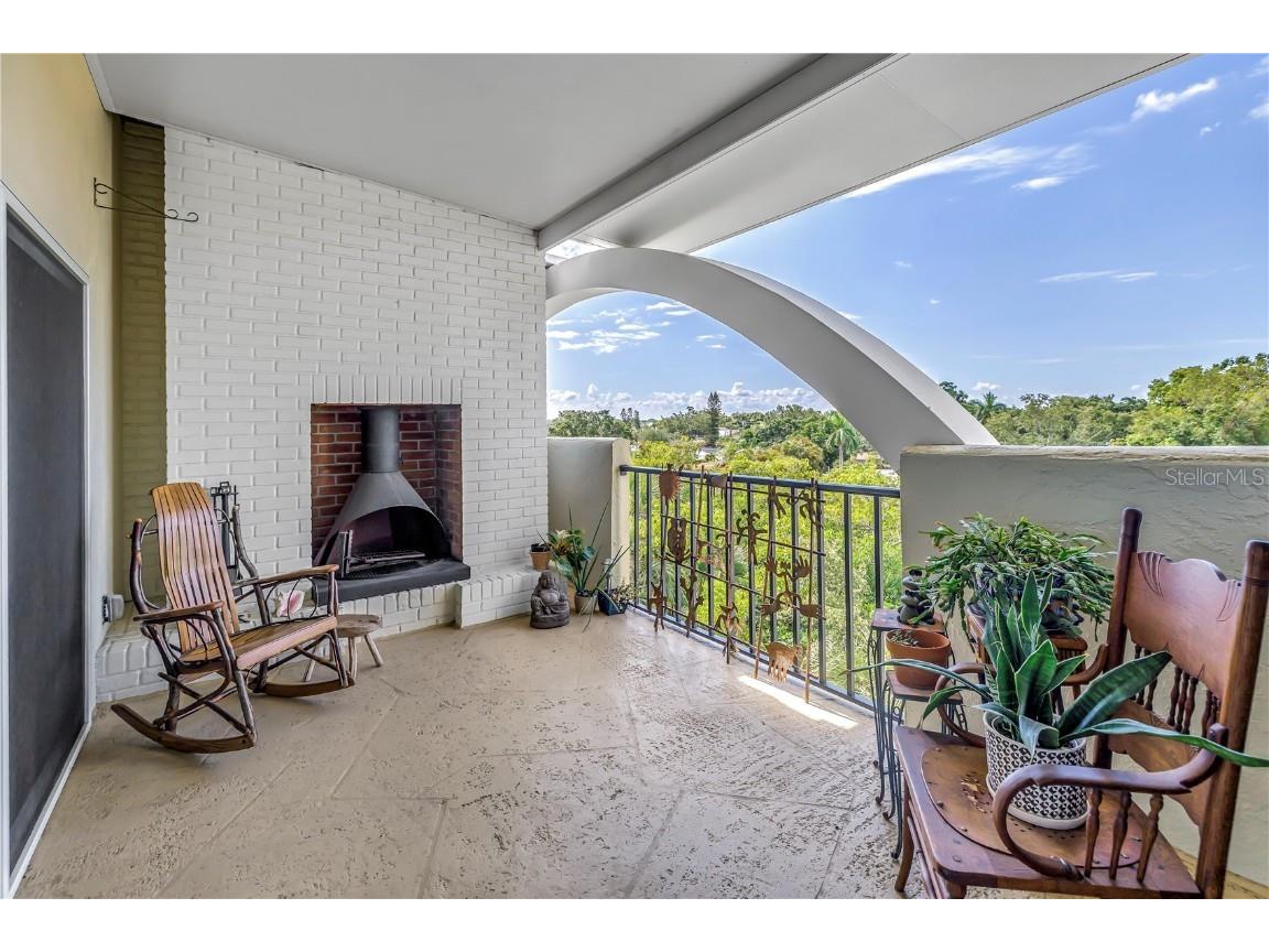 4651 1st Street NE #402 Saint Petersburg FL 33703 TB8450164 image15