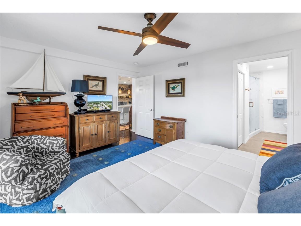 4651 1st Street NE #402 Saint Petersburg FL 33703 TB8450164 image17