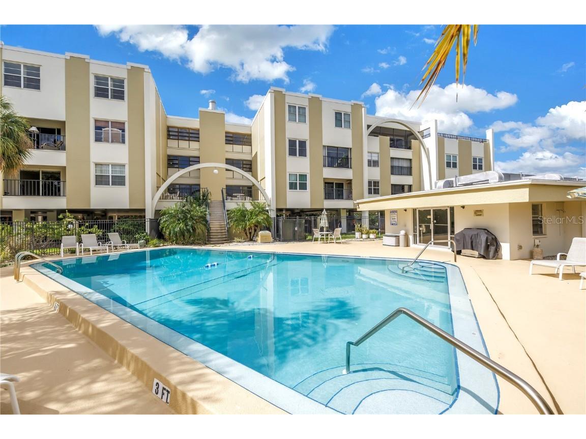 4651 1st Street NE #402 Saint Petersburg FL 33703 TB8450164 image31