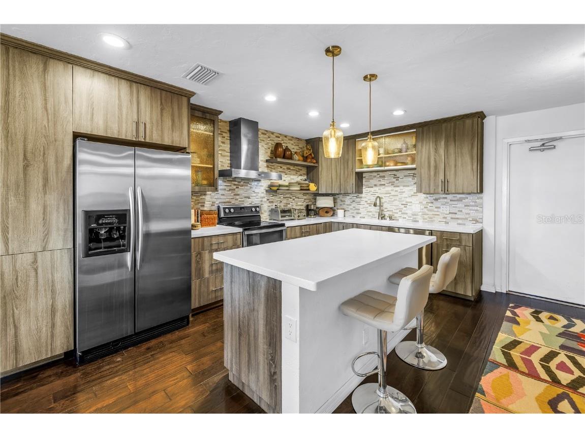 4651 1st Street NE #402 Saint Petersburg FL 33703 TB8450164 image4