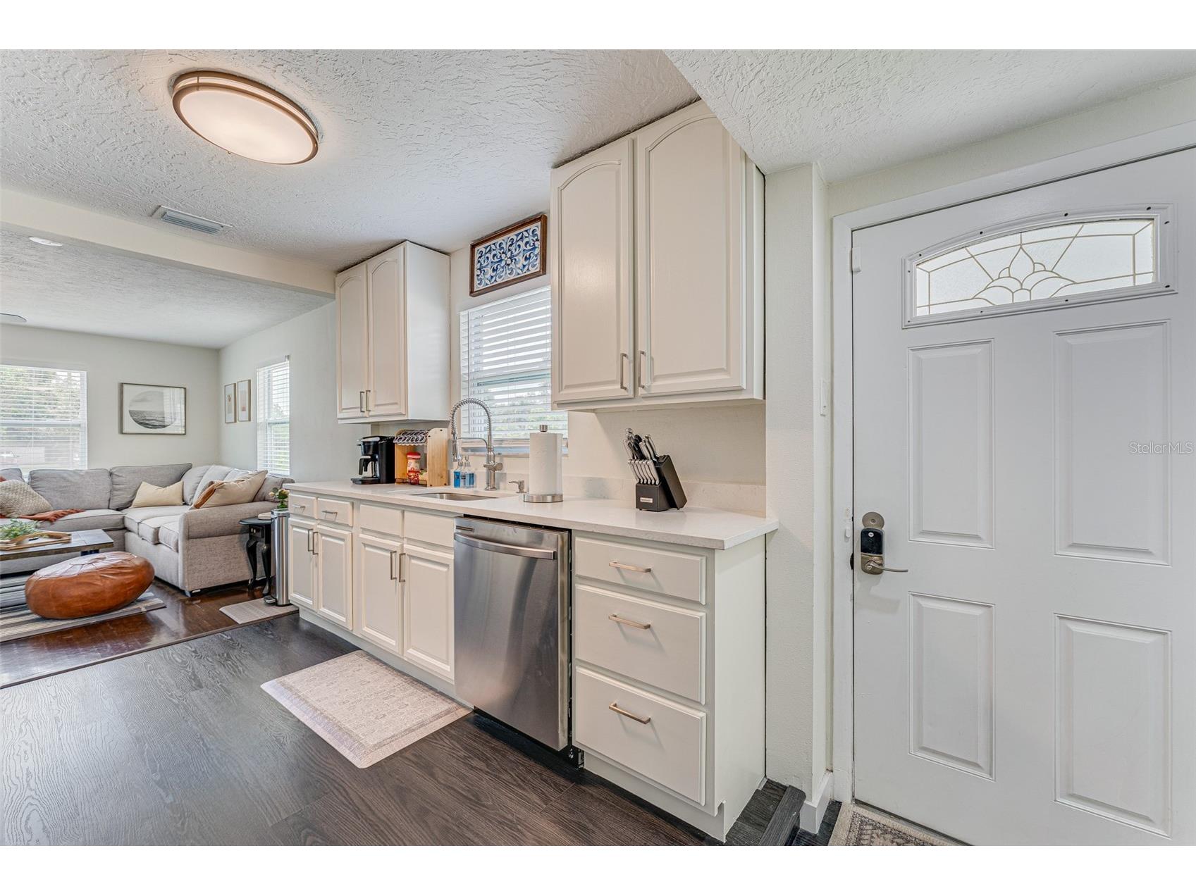 4651 22nd Avenue N Saint Petersburg FL 33713 TB8502633 image16