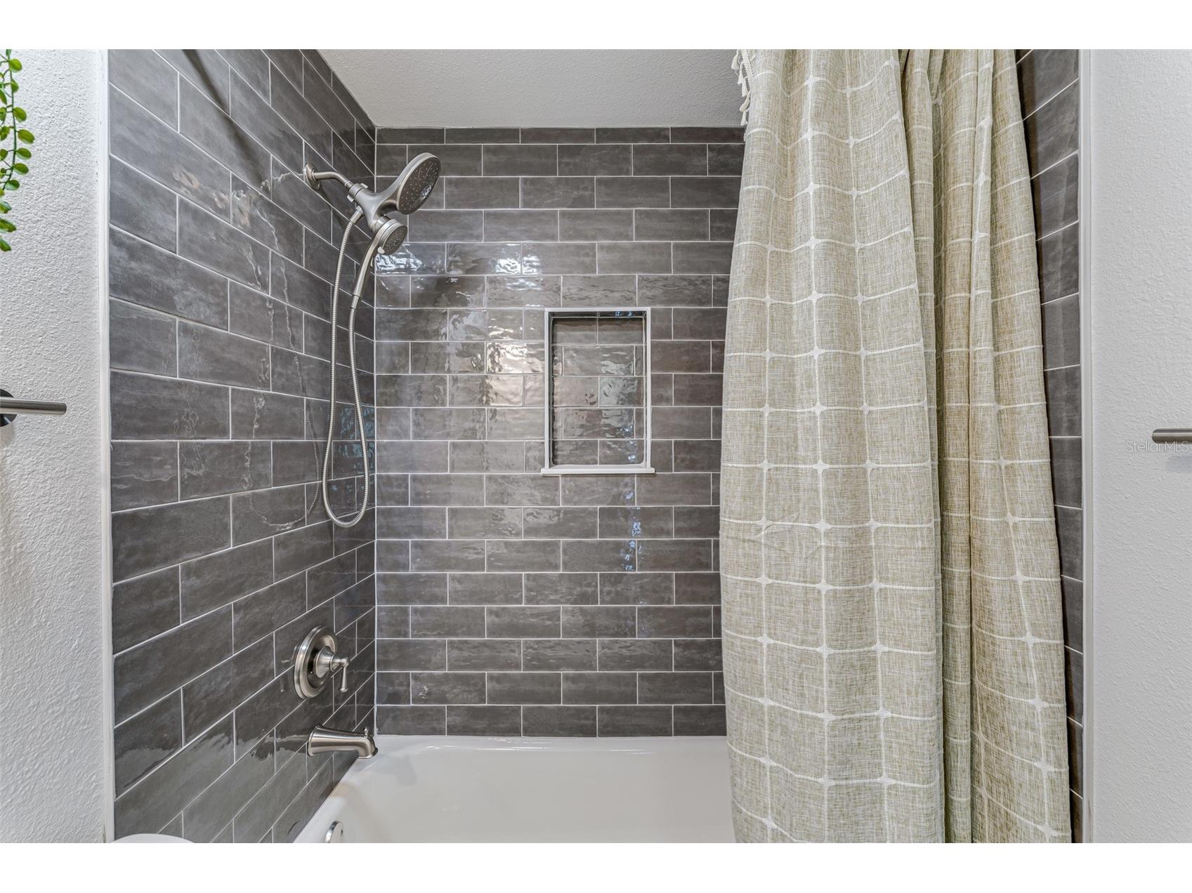 4651 22nd Avenue N Saint Petersburg FL 33713 TB8502633 image22