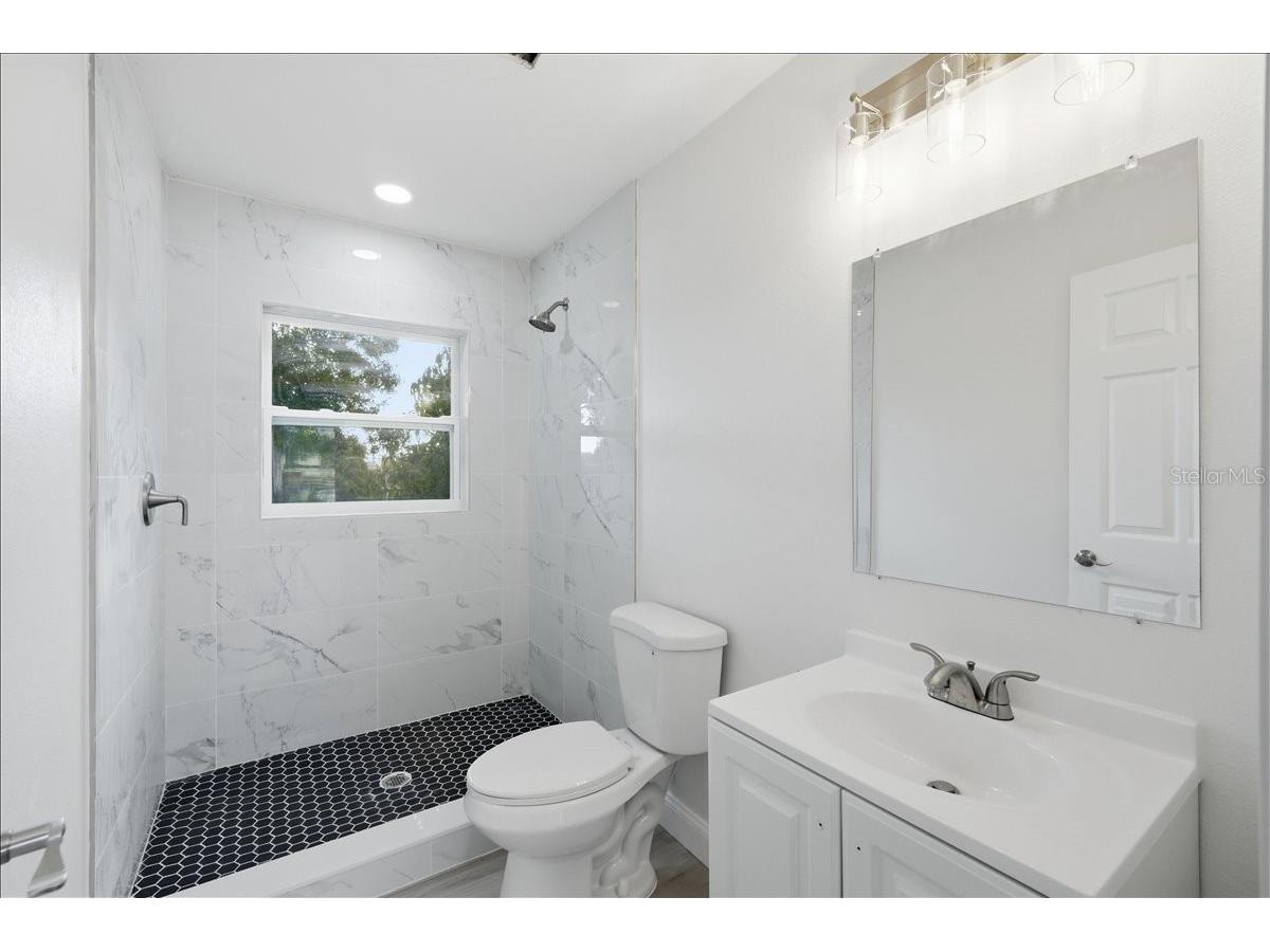 4651 22nd Avenue N Saint Petersburg FL 33713 TB8502633 image37
