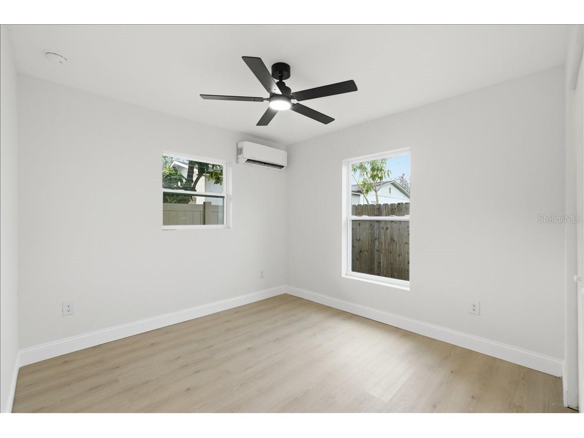 4651 22nd Avenue N Saint Petersburg FL 33713 TB8502633 image77