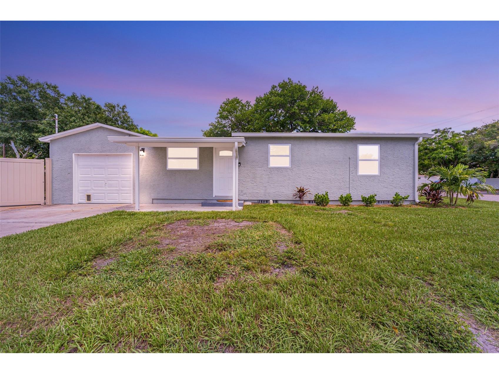 4651 22nd Avenue N Saint Petersburg FL 33713 TB8502633 image97