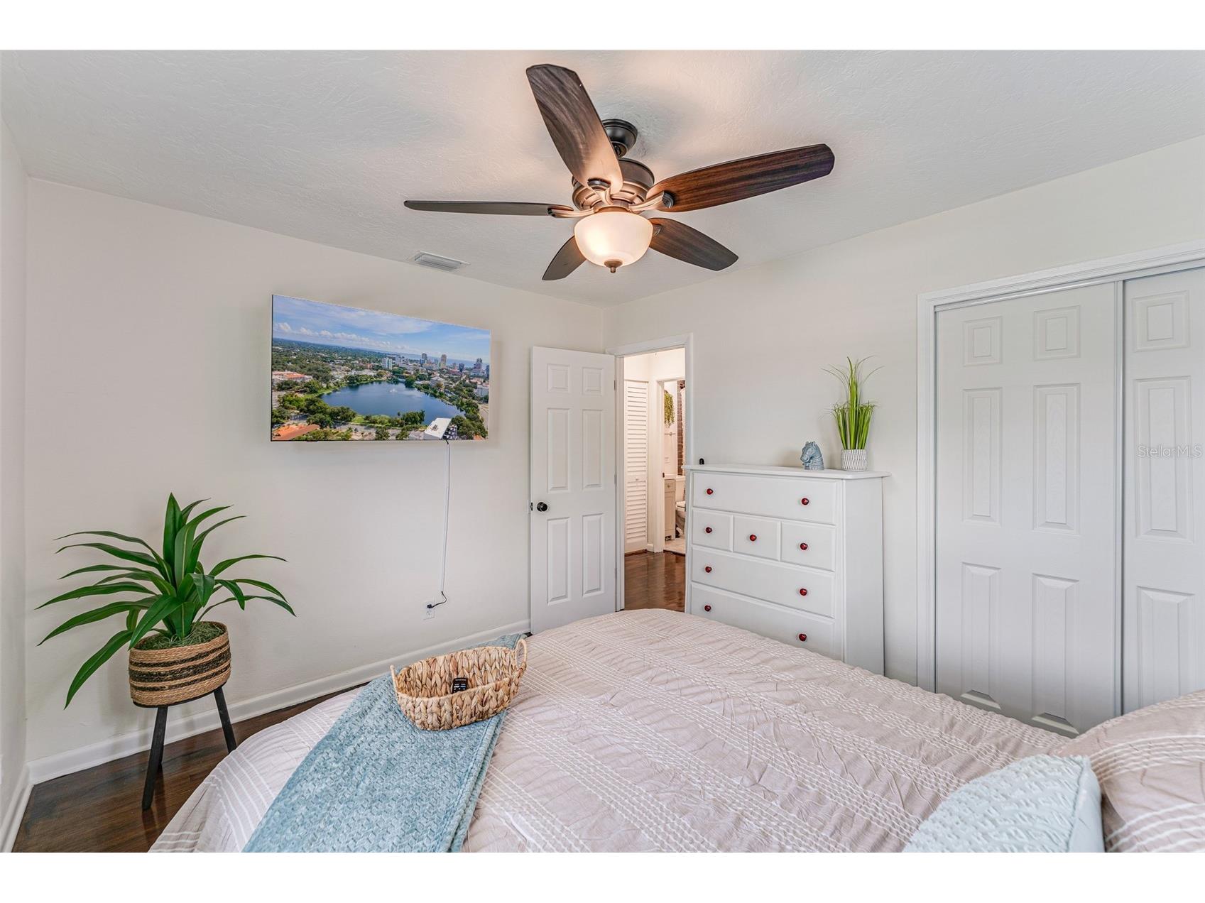 4651 22nd Avenue N Saint Petersburg FL 33713 TB8502652 image11