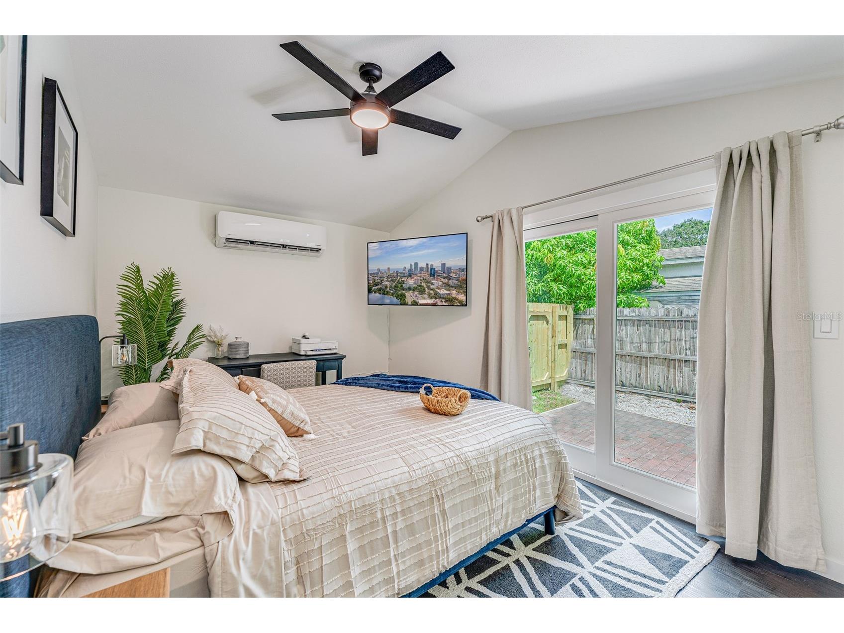 4651 22nd Avenue N Saint Petersburg FL 33713 TB8502652 image14