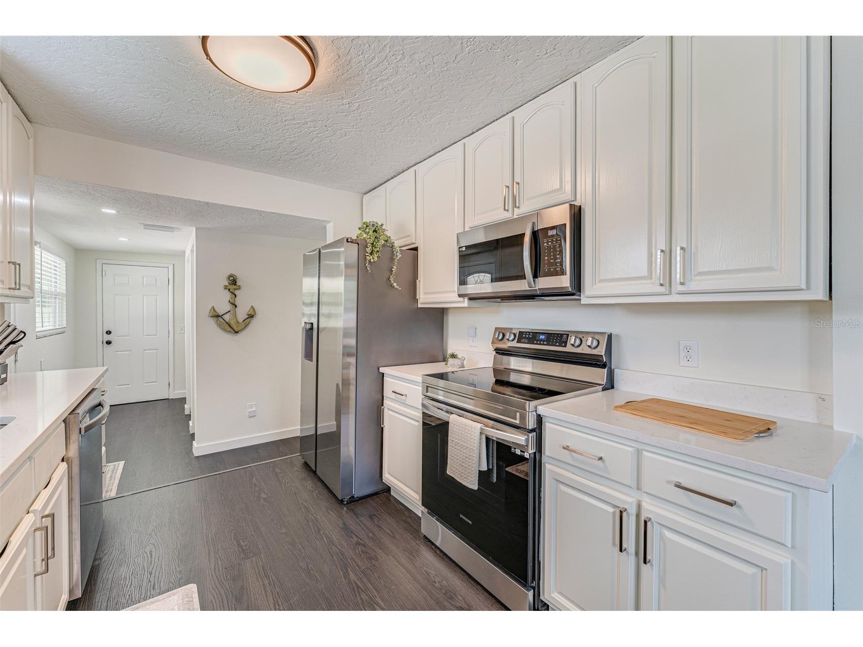 4651 22nd Avenue N Saint Petersburg FL 33713 TB8502652 image18