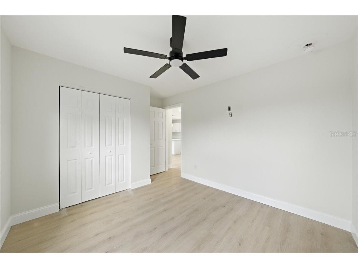 4651 22nd Avenue N Saint Petersburg FL 33713 TB8502652 image40