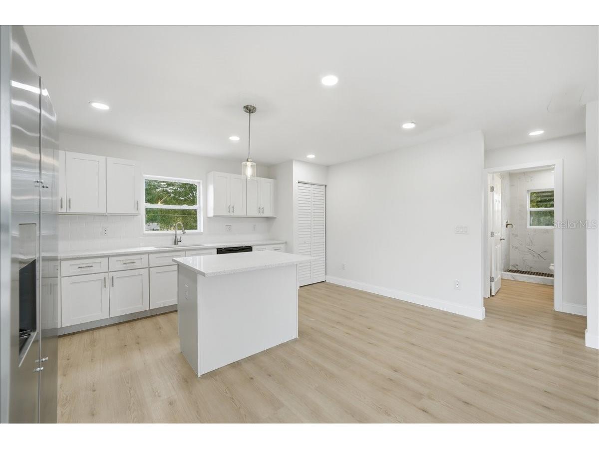 4651 22nd Avenue N Saint Petersburg FL 33713 TB8502652 image45