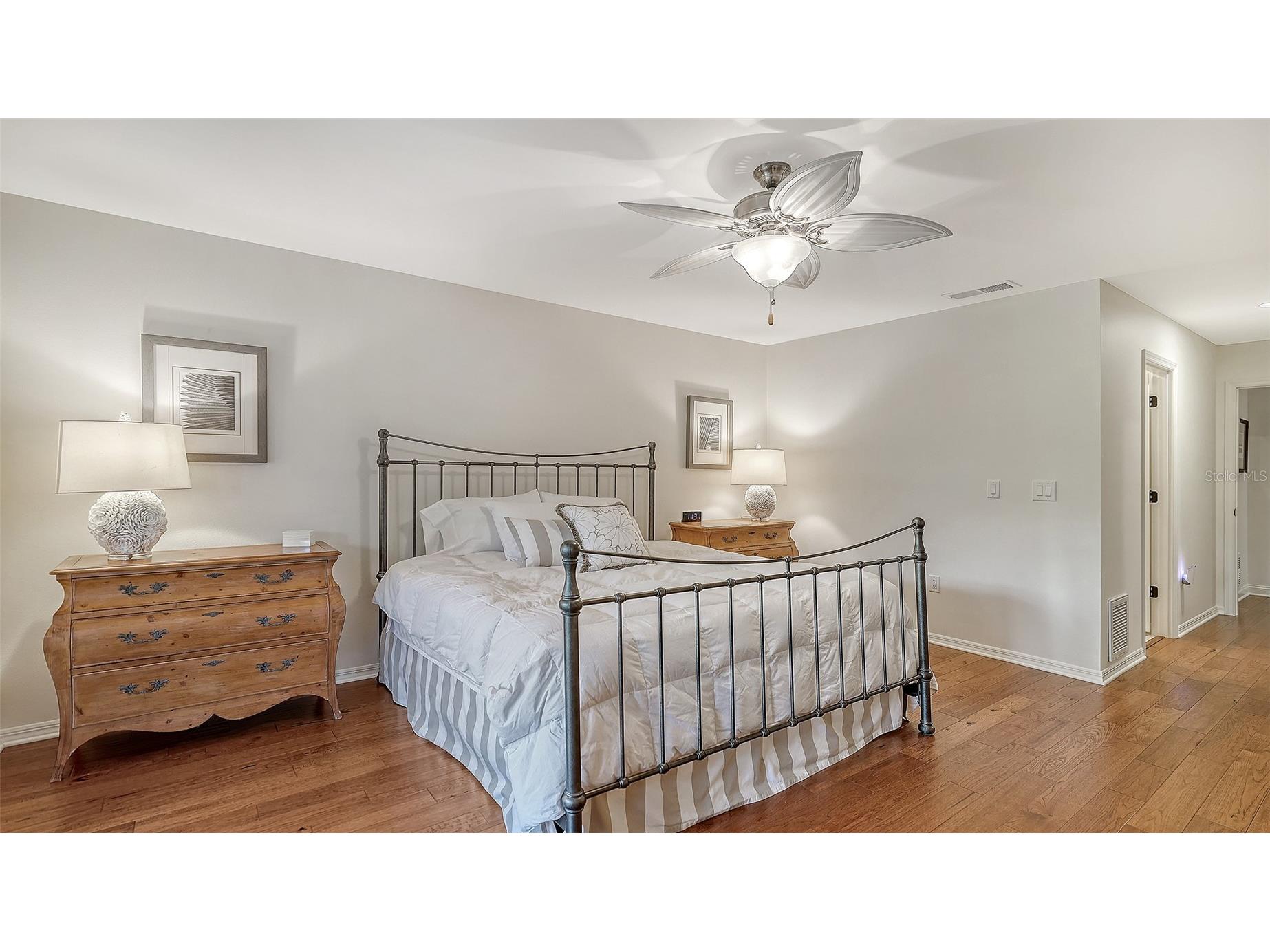 4651 Chandlers Forde #34 Sarasota FL 34235 A4677292 image13