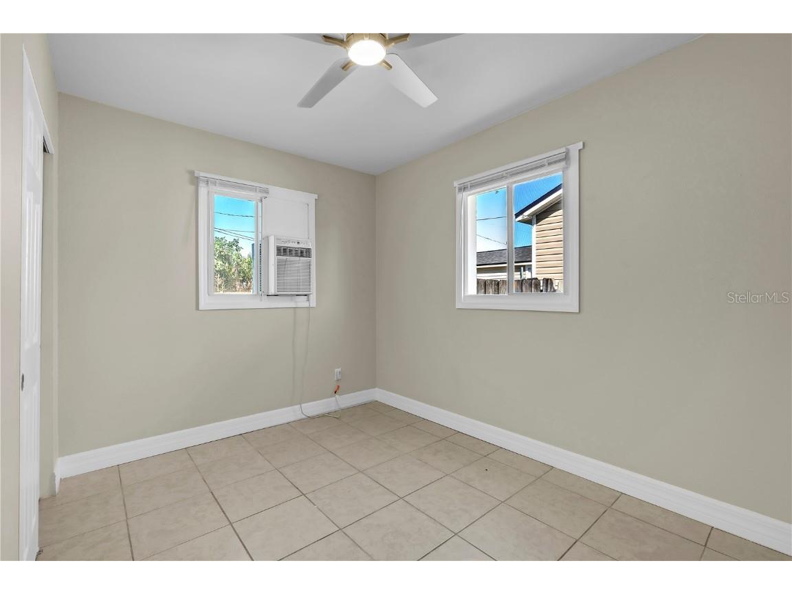 4651 Fairfield Avenue S Saint Petersburg FL 33711 TB8438450 image18