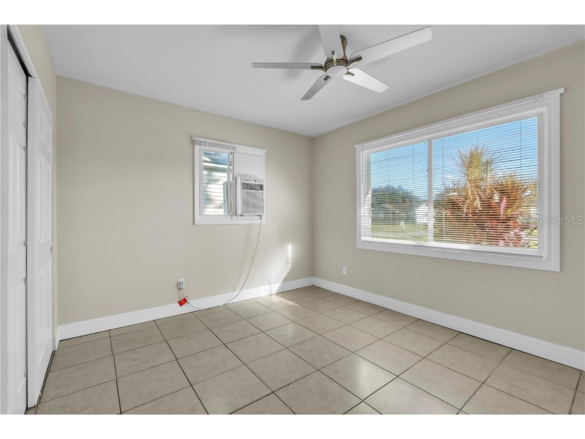 4651 Fairfield Avenue S Saint Petersburg FL 33711 TB8438450 image20