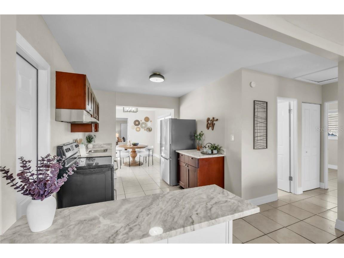 4651 Fairfield Avenue S Saint Petersburg FL 33711 TB8438450 image6