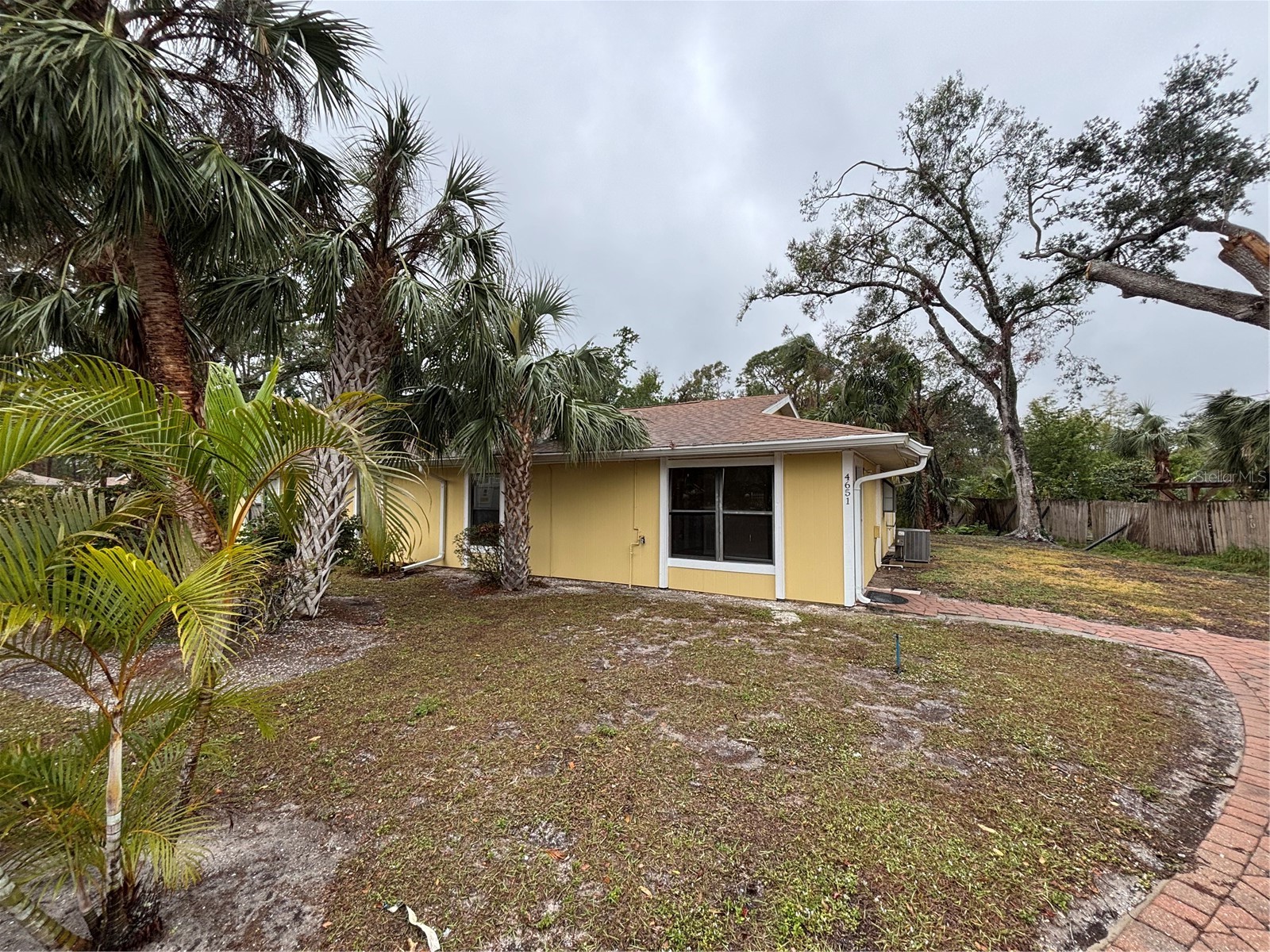 4651 Summerwind Drive #26 Sarasota FL 34234 TB8461473 image2