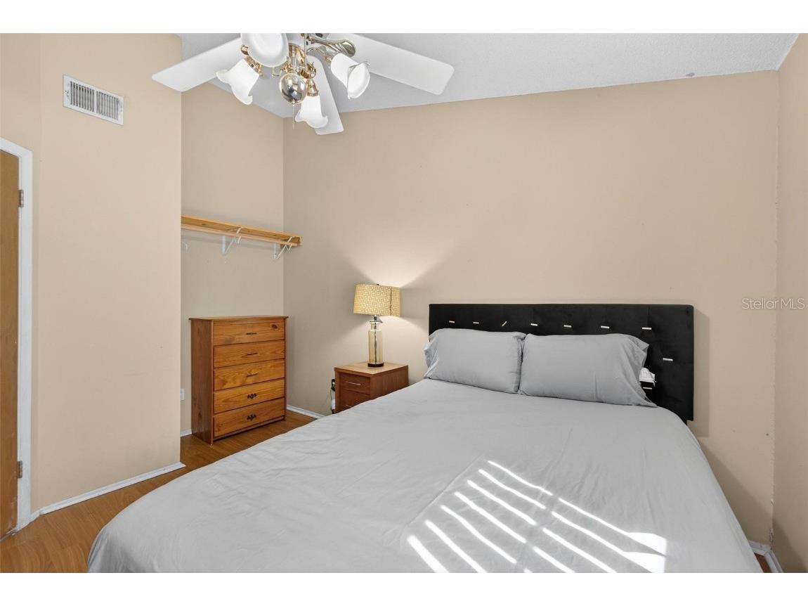 4652 Oak Arbor Circle Orlando FL 32808 O6363626 image22