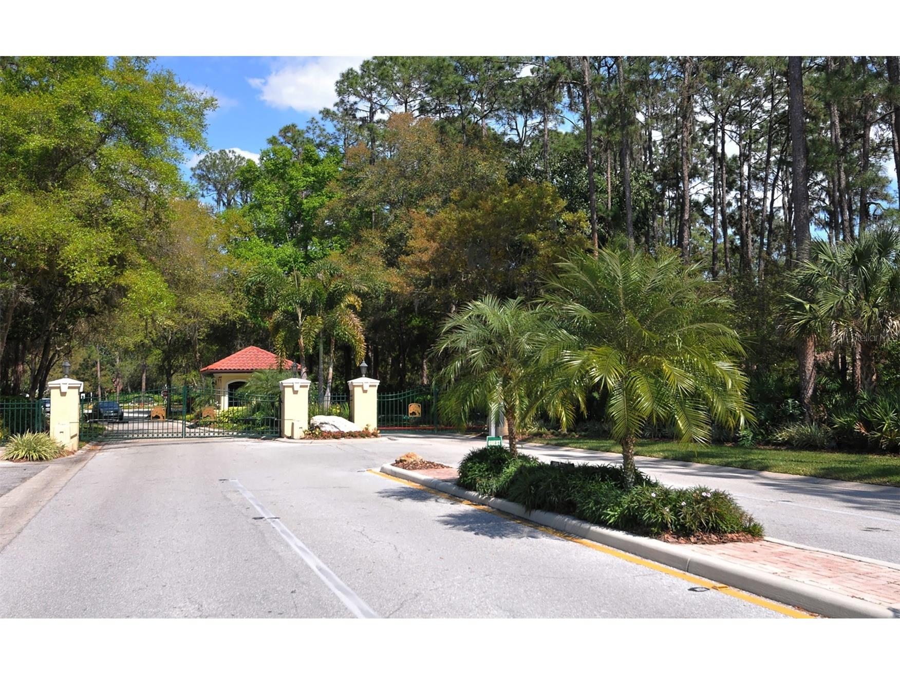 4652 Oak Hollow Drive #19 Sarasota FL 34241 A4696117 image36