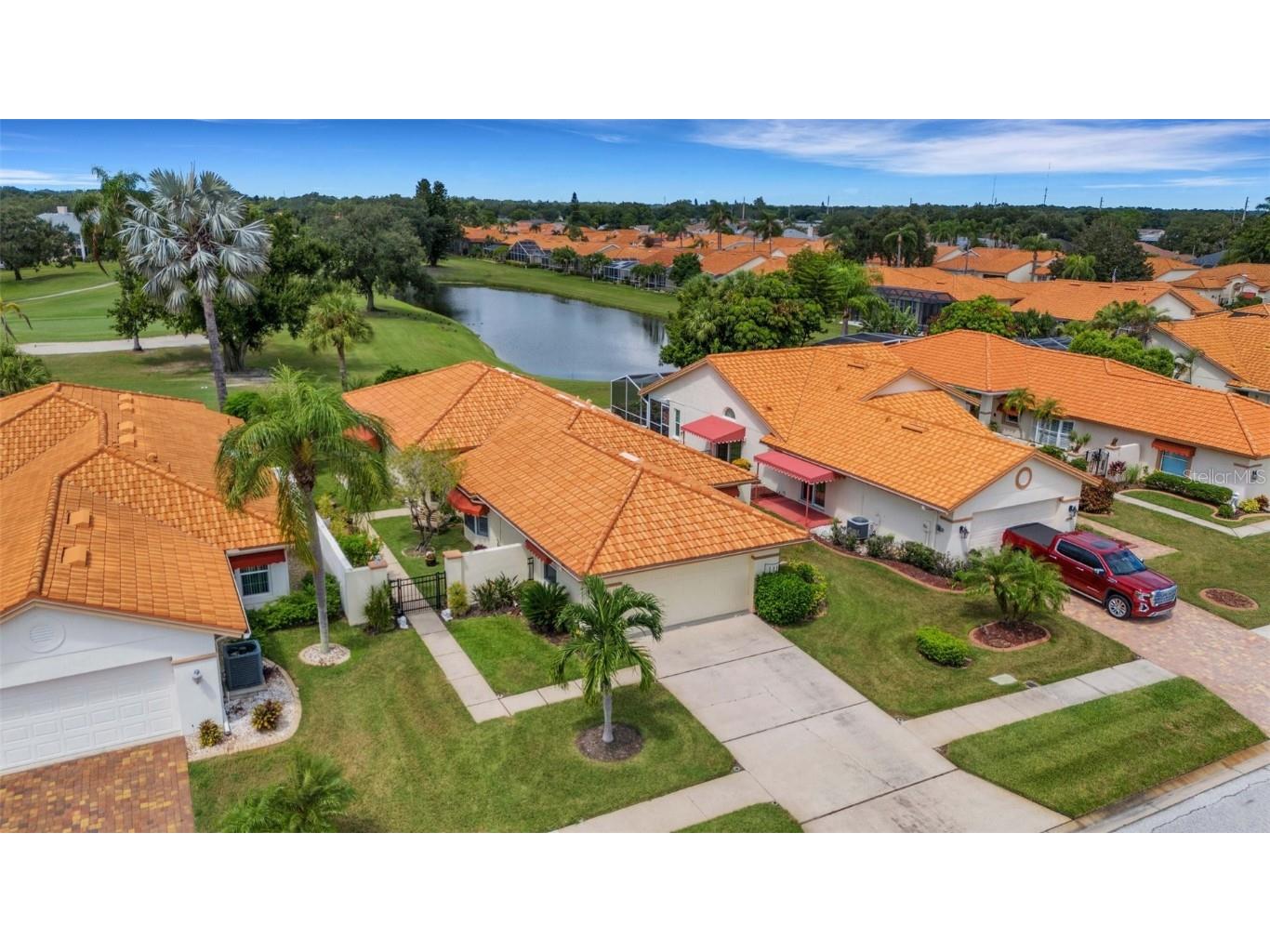 4652 Peridia Boulevard E Bradenton FL 34203 A4623408 image1