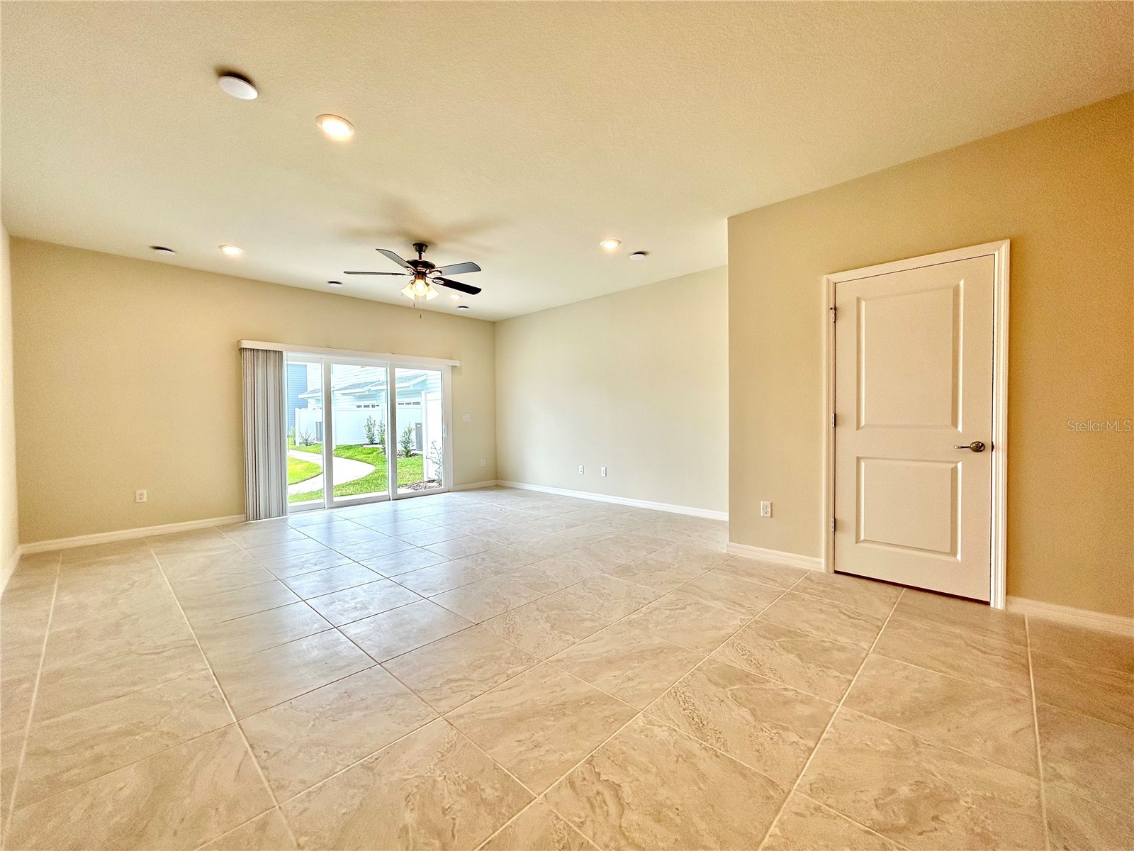 4652 Sparkling Shell Avenue Kissimmee FL 34746 O6402150 image8