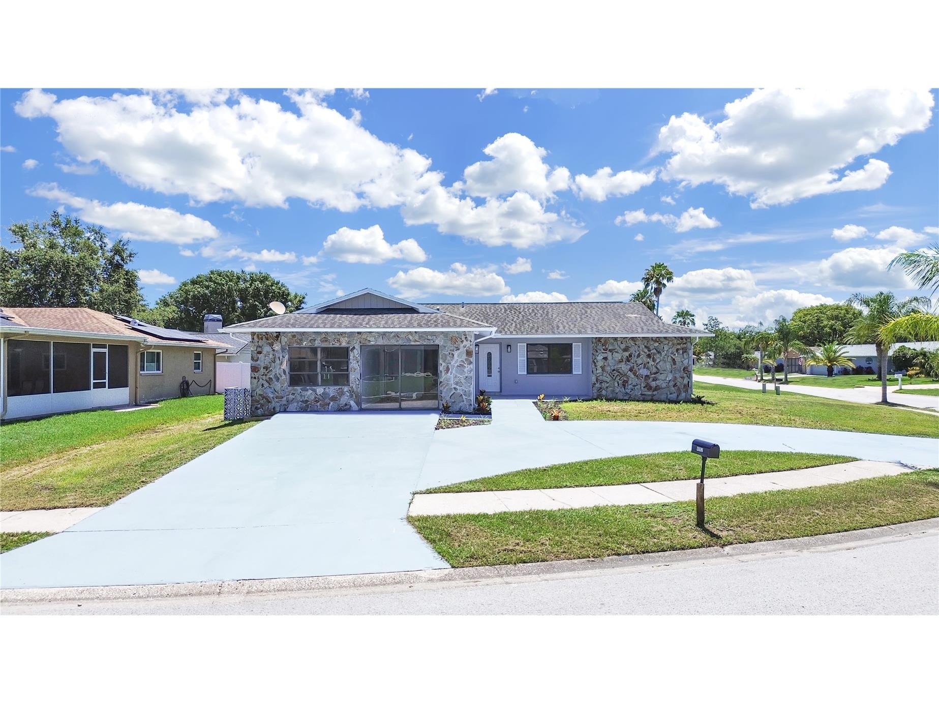 4652 Swallowtail Drive New Port Richey FL 34653 TB8470832 image1