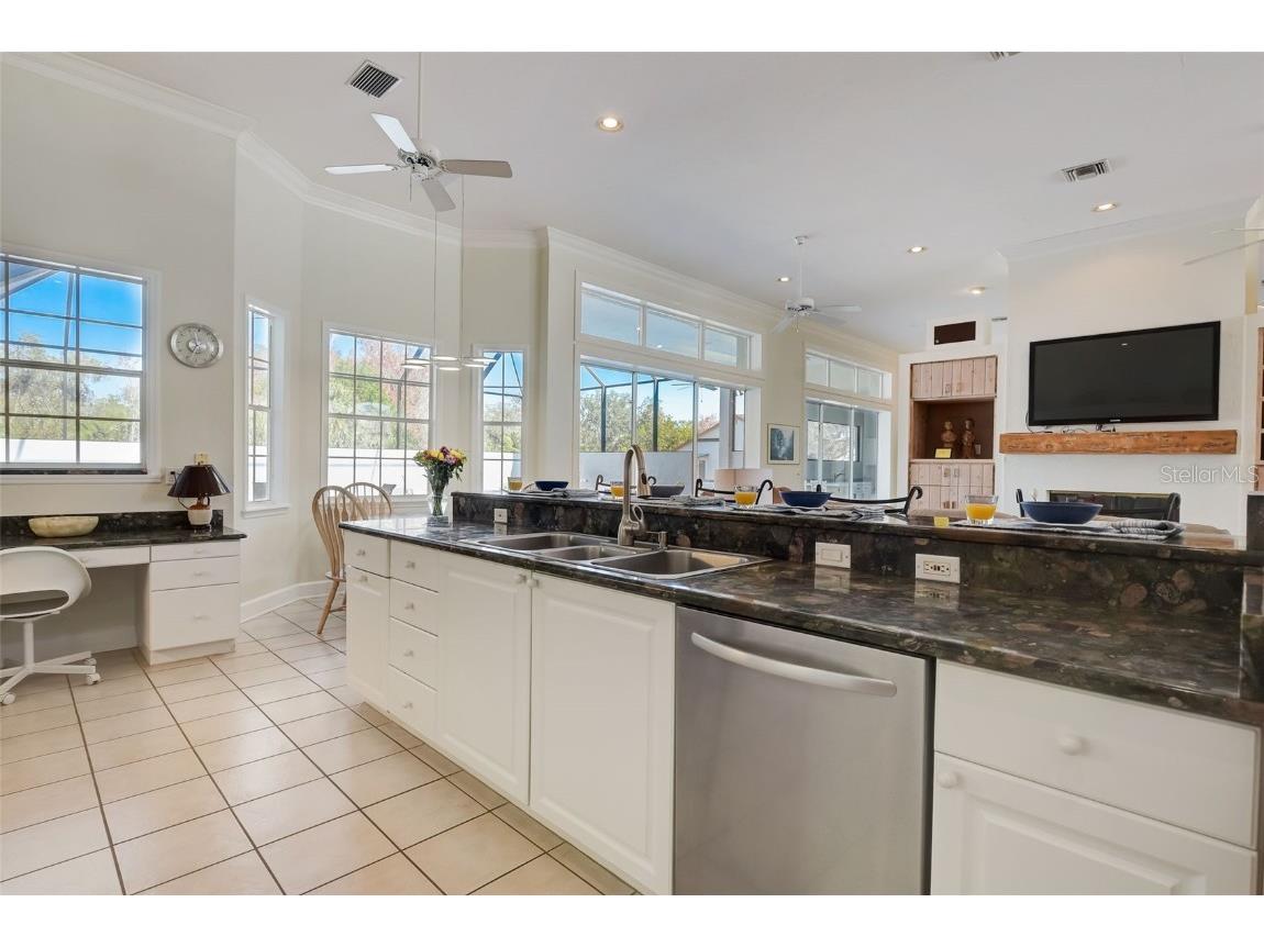 4653 Hadfield Drive Sarasota FL 34235 A4619916 image25